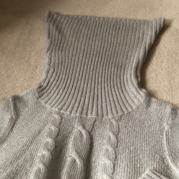 Cowl neck sweater ! - Picture 5 of 6